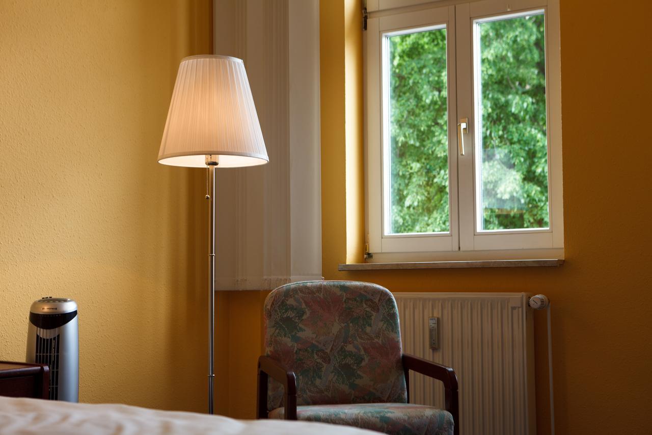 Landhotel Zum Pottkuchen Kalbe  Exterior photo